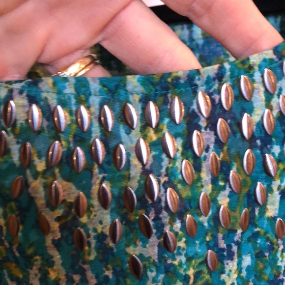 Ruby Rd. Blouse 👚 - Medium - Picture 3 of 9